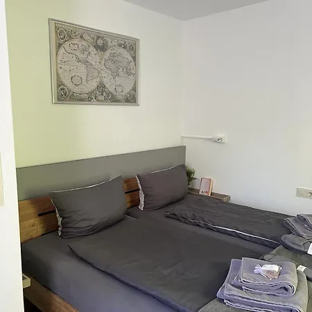 Pangea Bed & Breakfast *